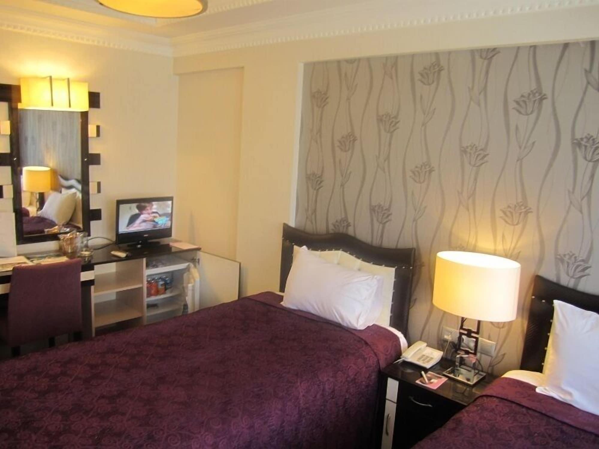 Ankara Risiss Hotel Buitenkant foto