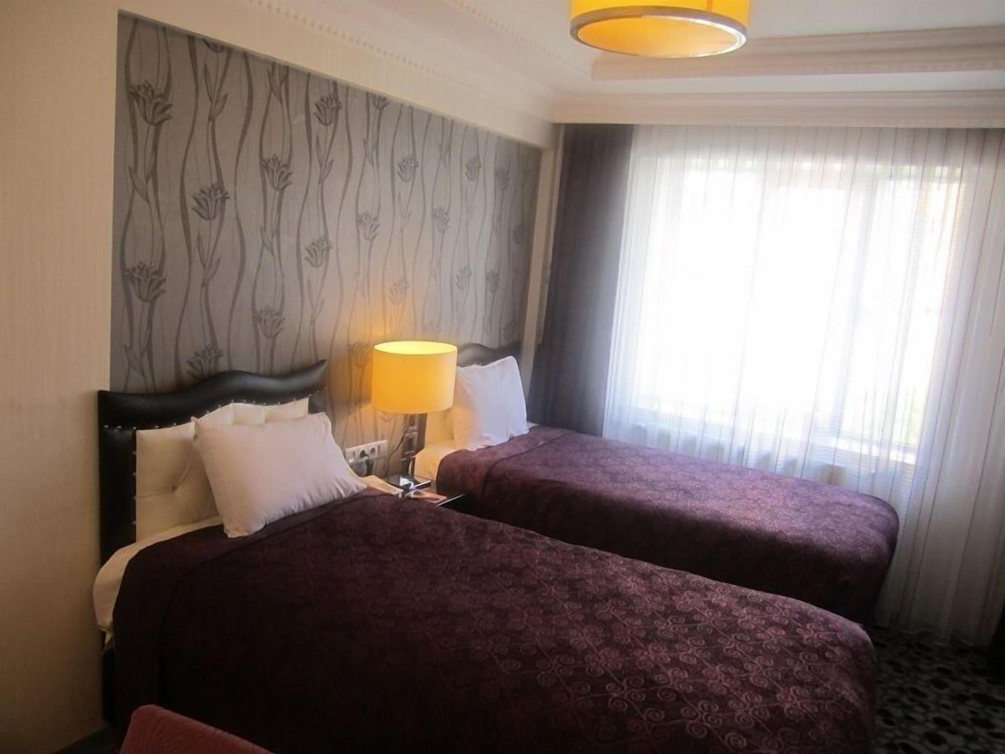 Ankara Risiss Hotel Buitenkant foto