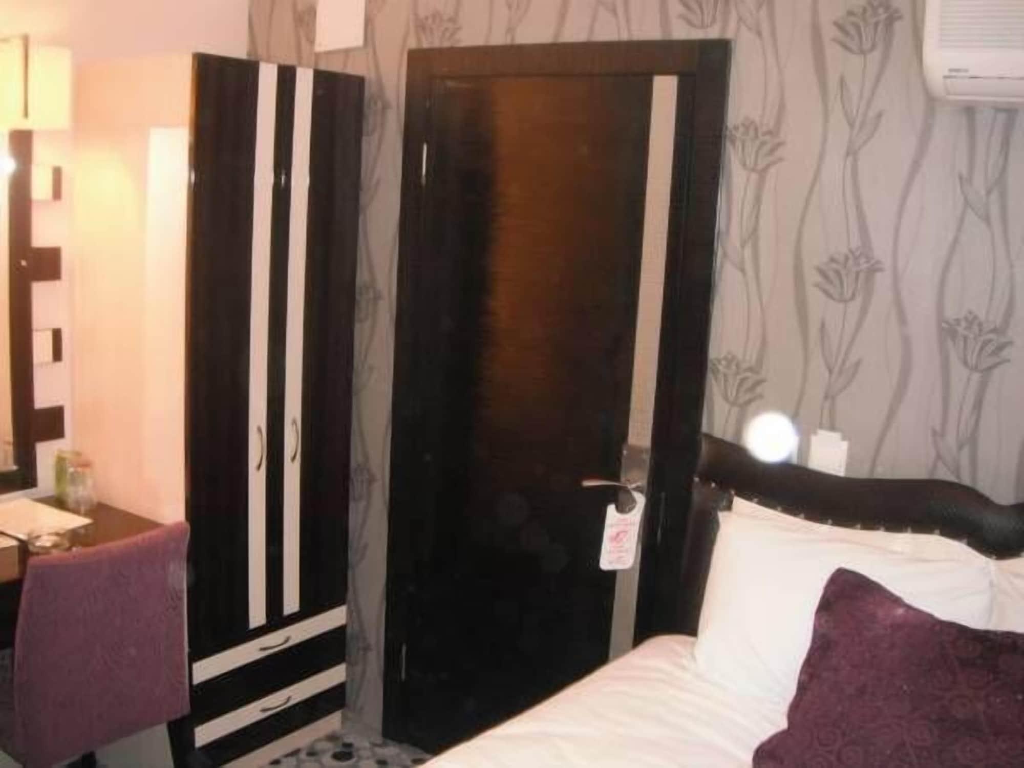 Ankara Risiss Hotel Buitenkant foto